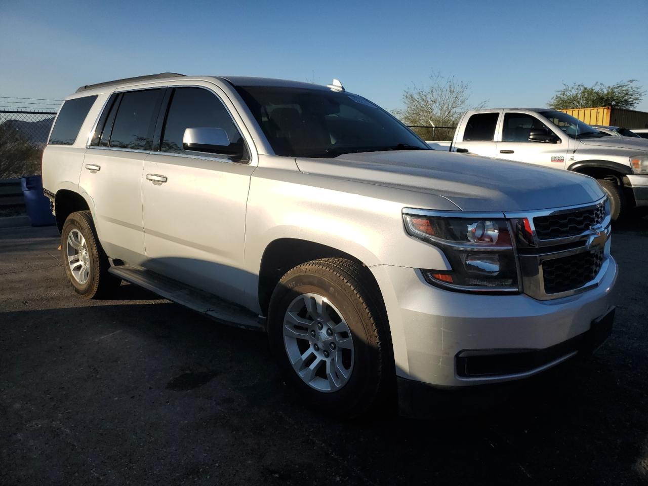 CHEVROLET TAHOE C1500 LS