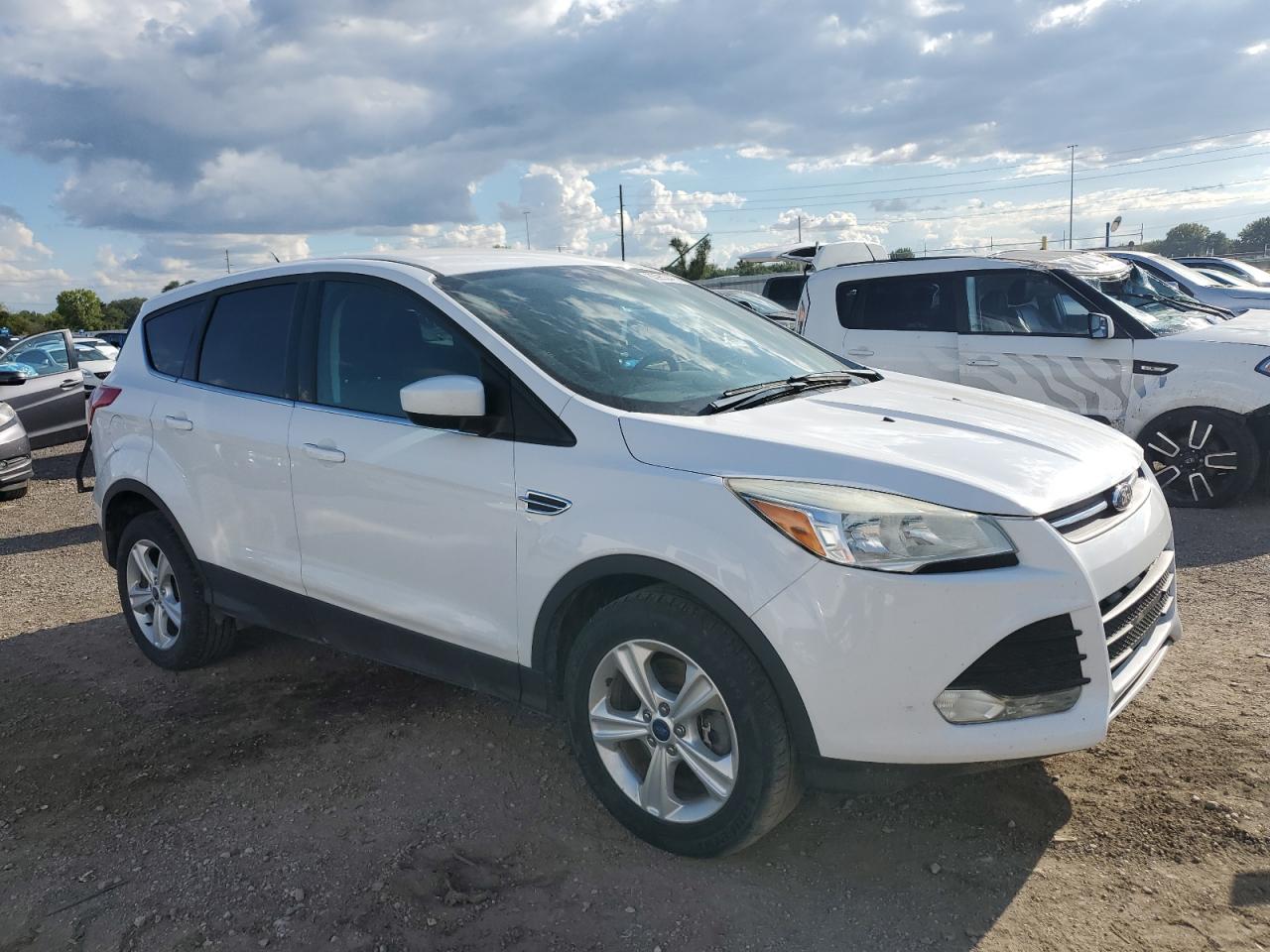 FORD ESCAPE SE
