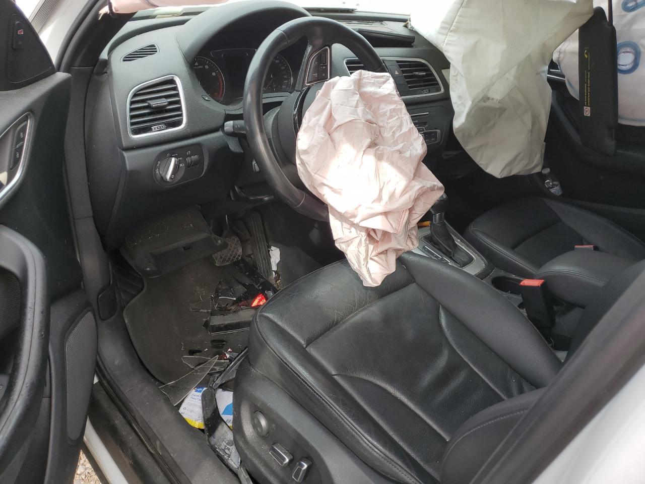 AUDI Q3 PREMIUM PLUS