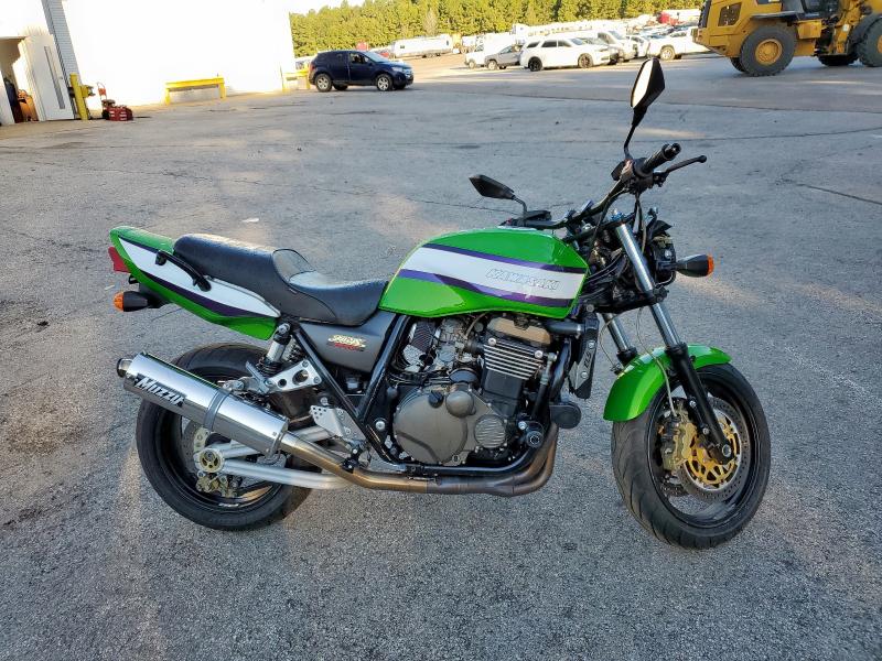 KAWASAKI ZR1200 A 2001 JKAZR9A101A008937 photo #1