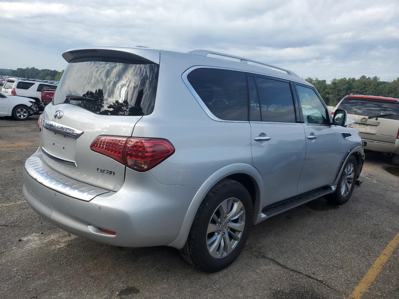 INFINITI QX80 BASE