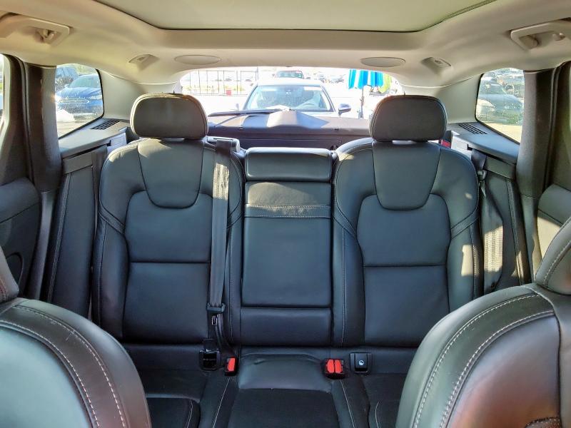 2021 VOLVO XC60 T5 YV4102DL1M1864363