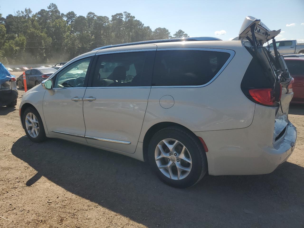 CHRYSLER PACIFICA LIMITED