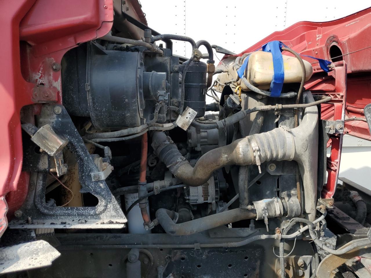 Lot #3309274616 2000 STERLING L7500