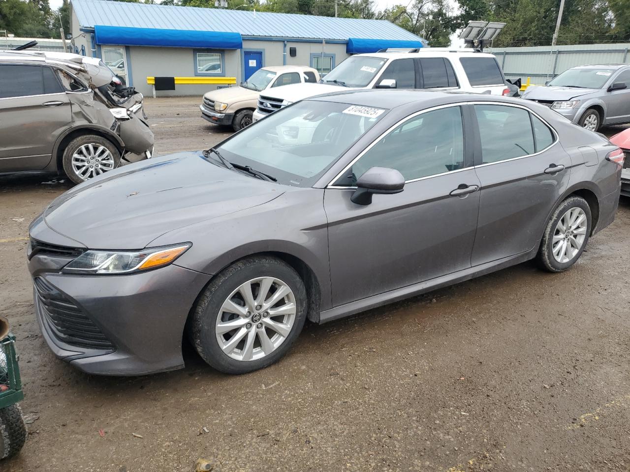TOYOTA CAMRY LE