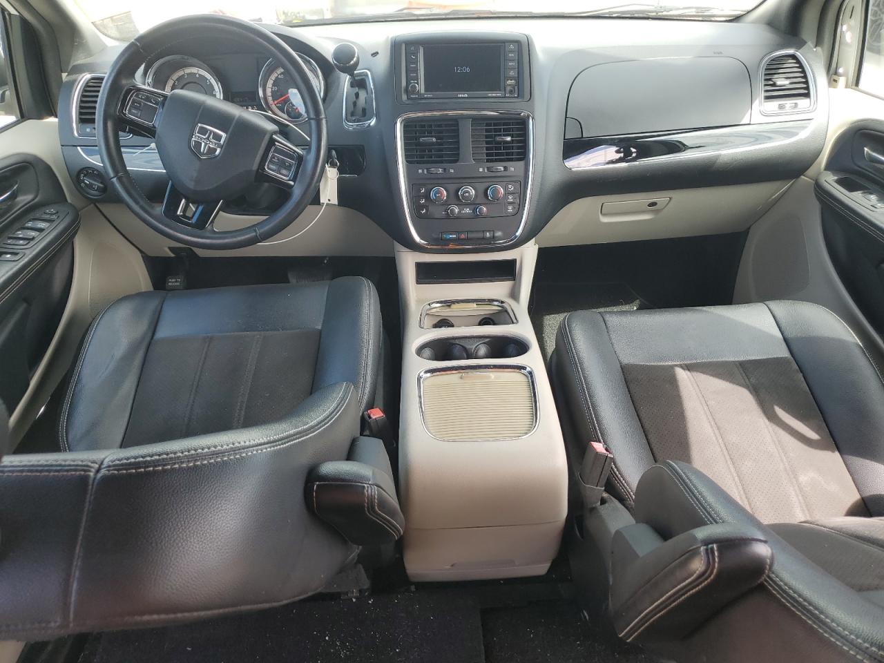 DODGE GRAND CARAVAN SXT