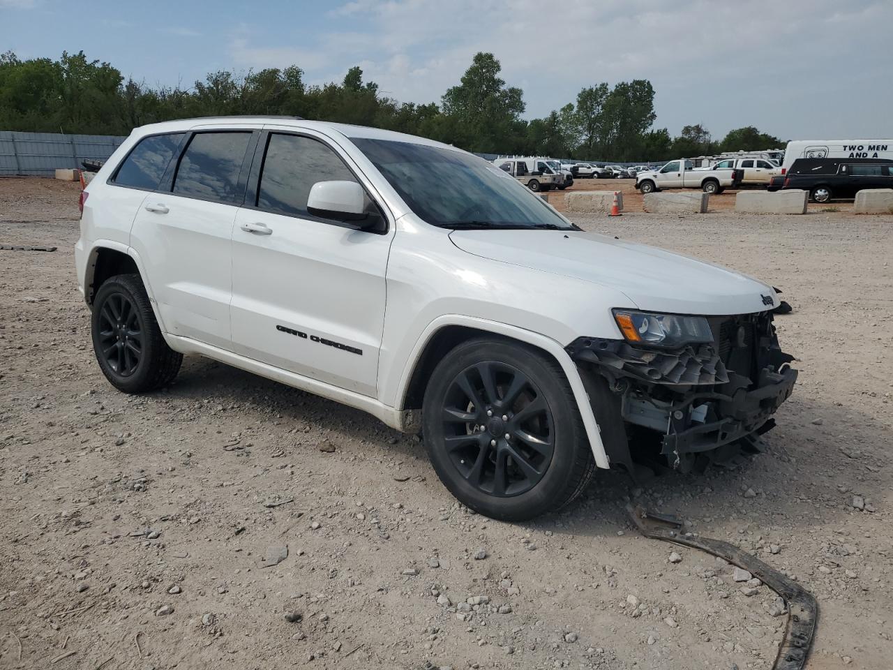 JEEP GRAND CHEROKEE LAREDO