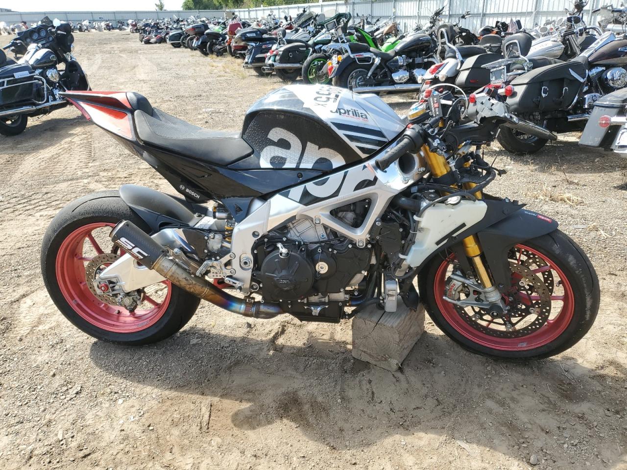  Salvage Aprilia Motorcycle