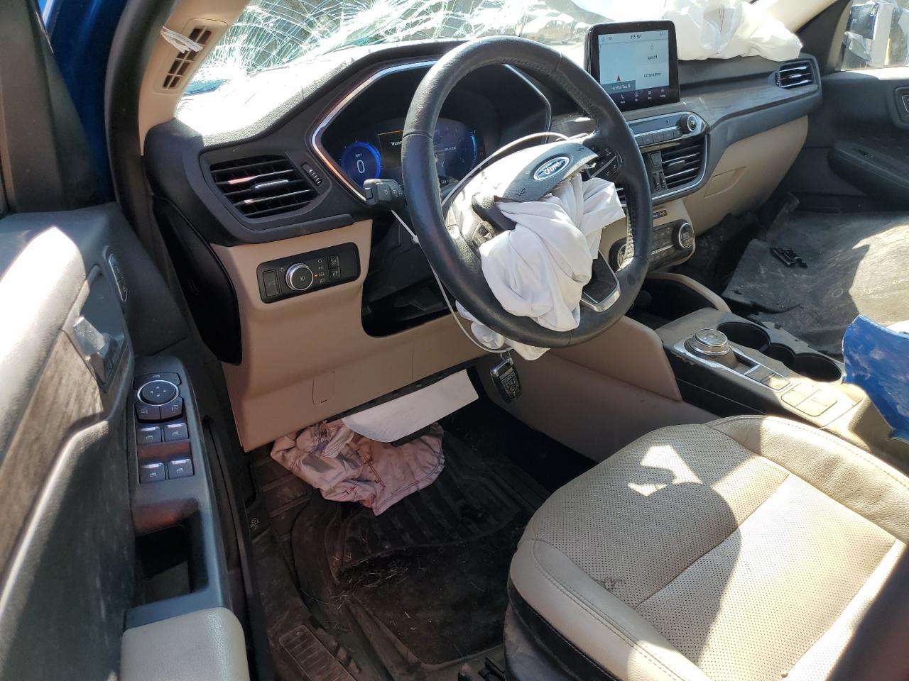 FORD ESCAPE TITANIUM