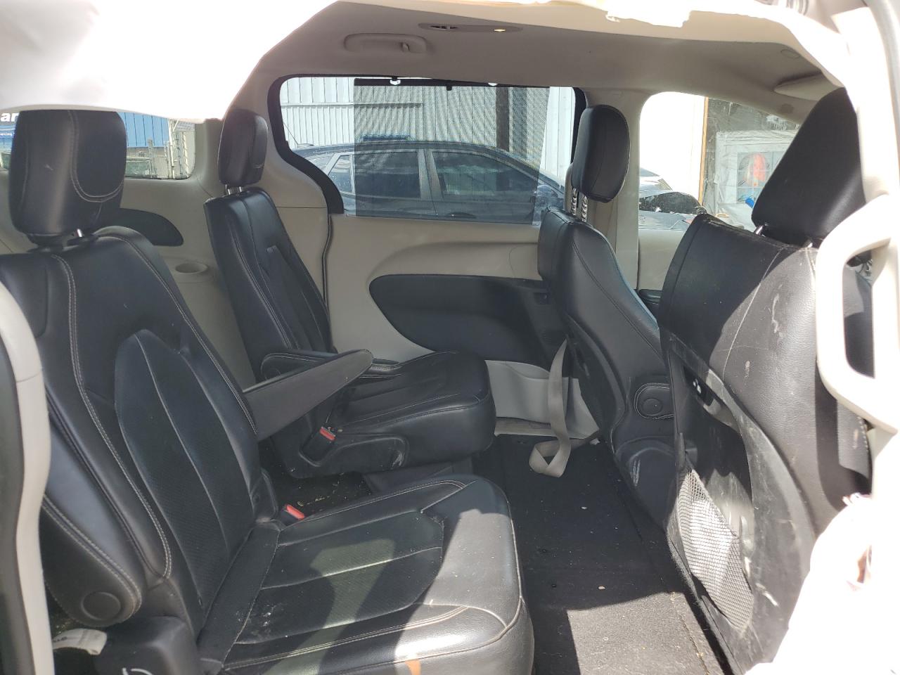 CHRYSLER PACIFICA TOURING L