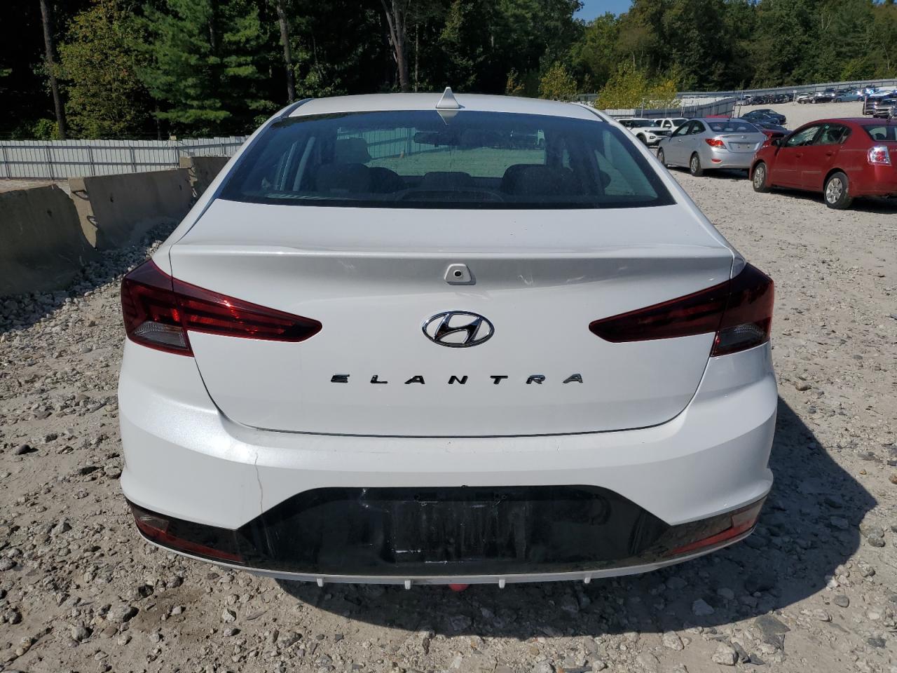HYUNDAI ELANTRA SEL