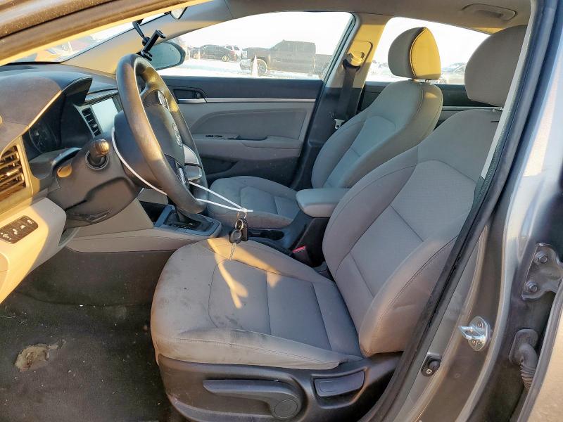 2019 HYUNDAI ELANTRA SE - KMHD84LF0KU736817