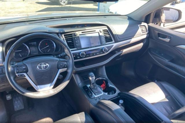 2016 TOYOTA HIGHLANDER 5TDKKRFH9GS141757