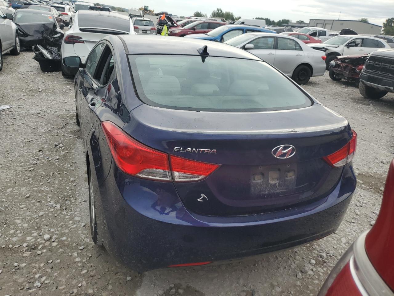 HYUNDAI ELANTRA GLS