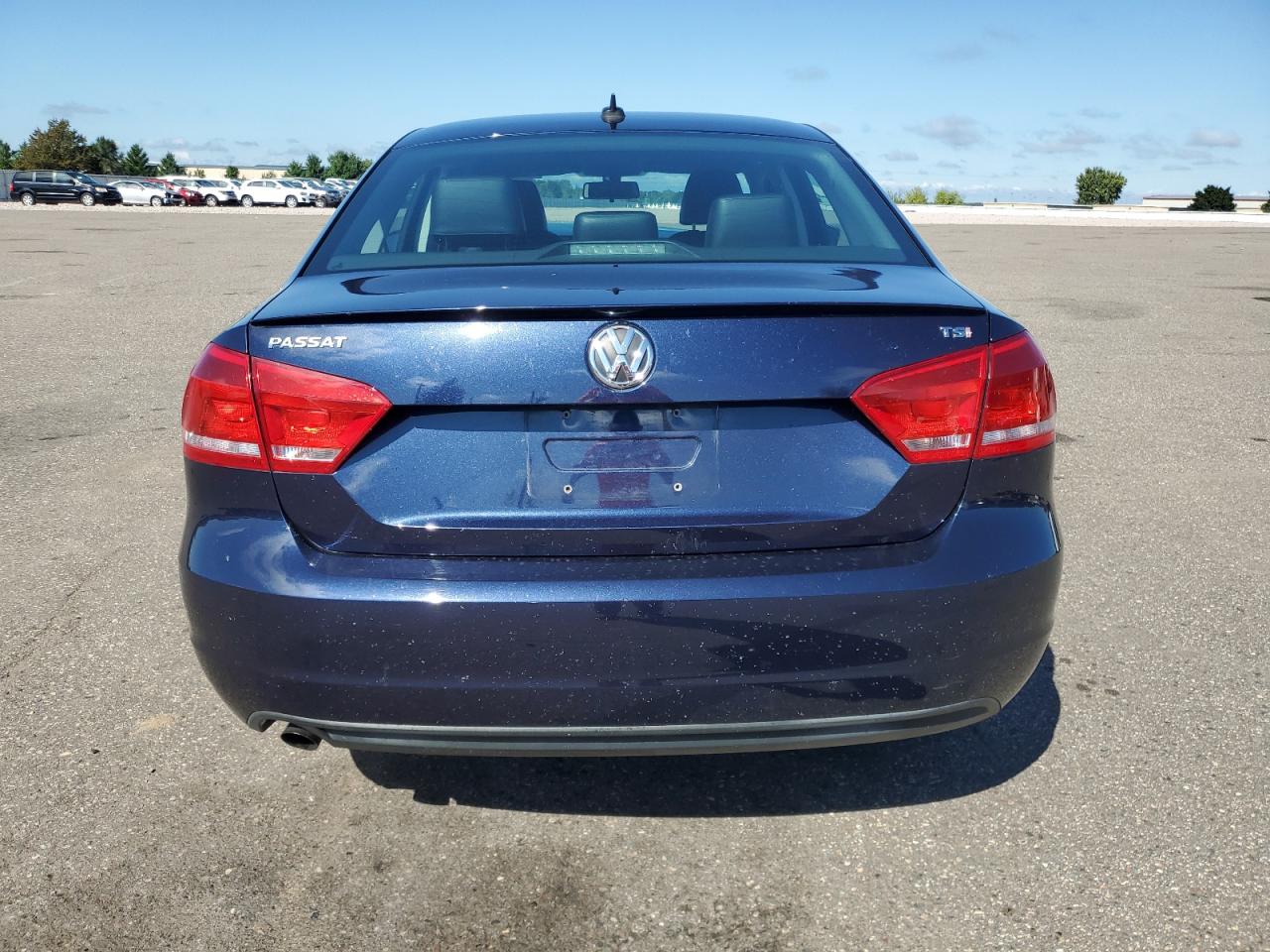 VOLKSWAGEN PASSAT S