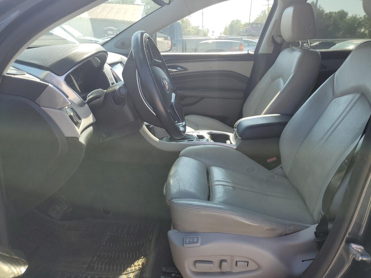 CADILLAC SRX LUXURY COLLECTION