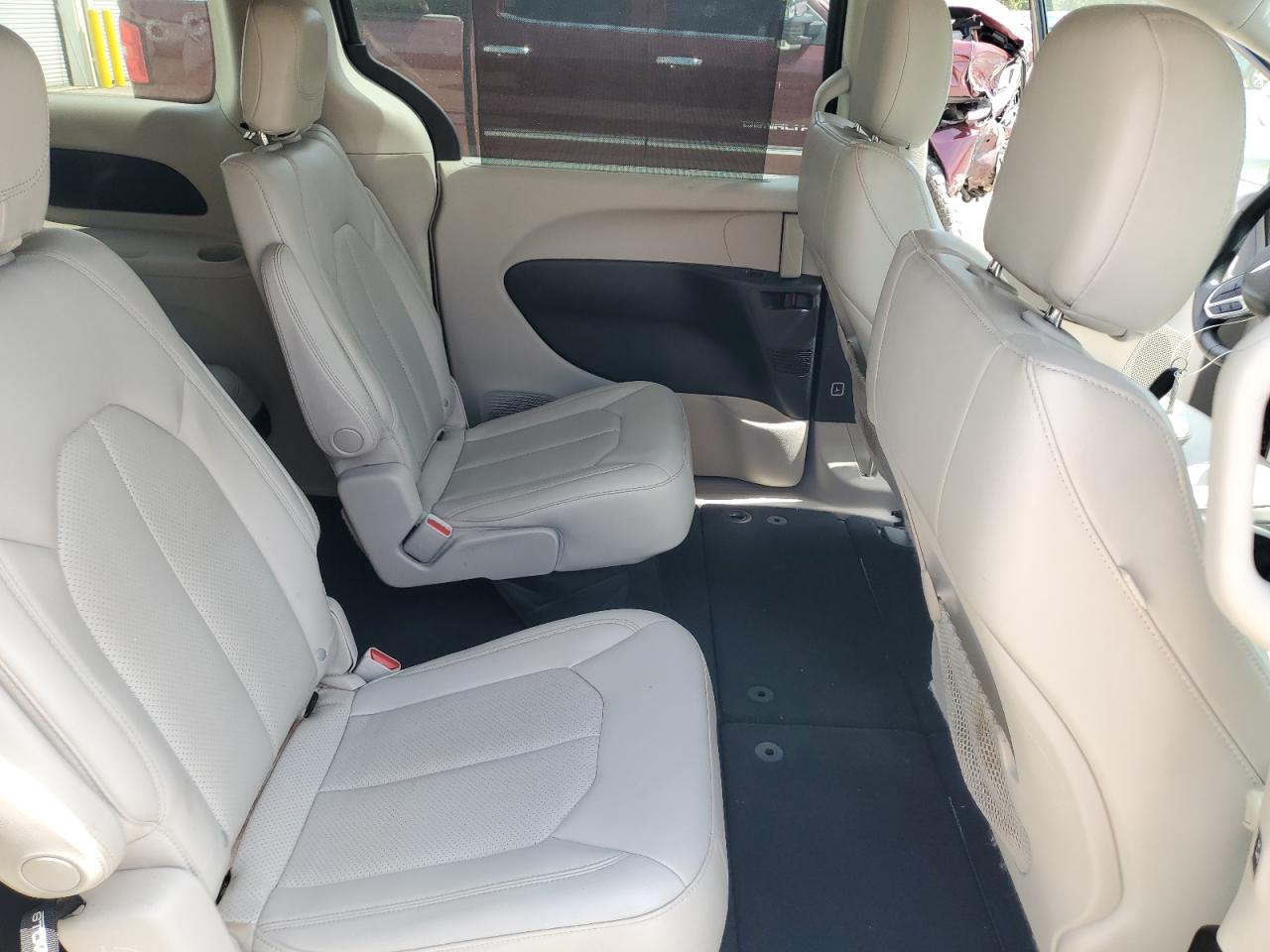 CHRYSLER VOYAGER LXI