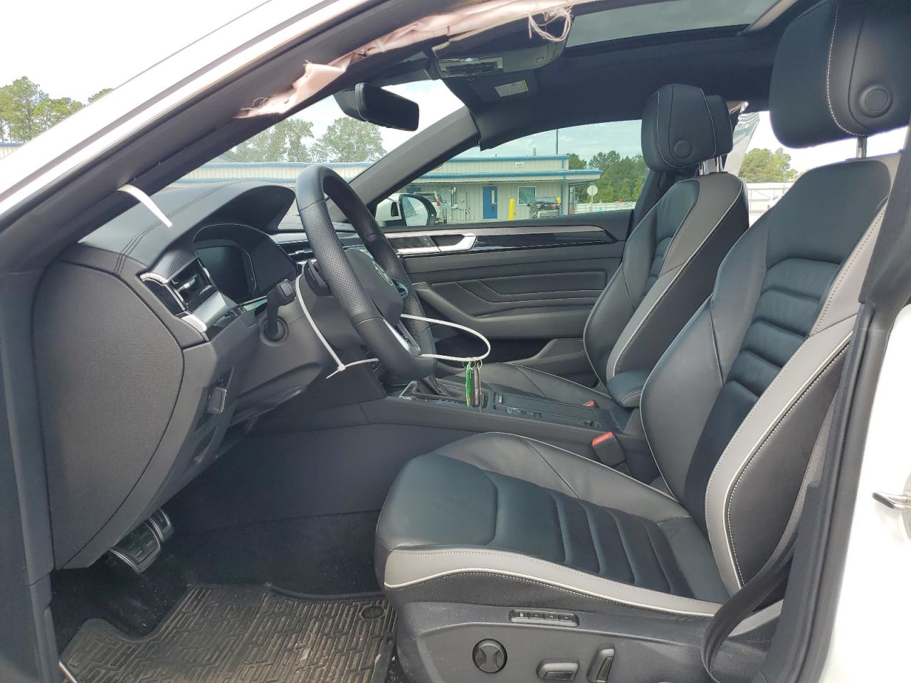 VOLKSWAGEN ARTEON SEL R-LINE