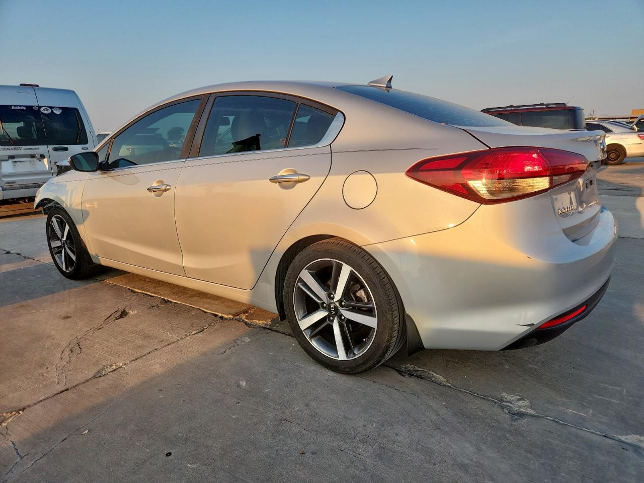 KIA FORTE EX