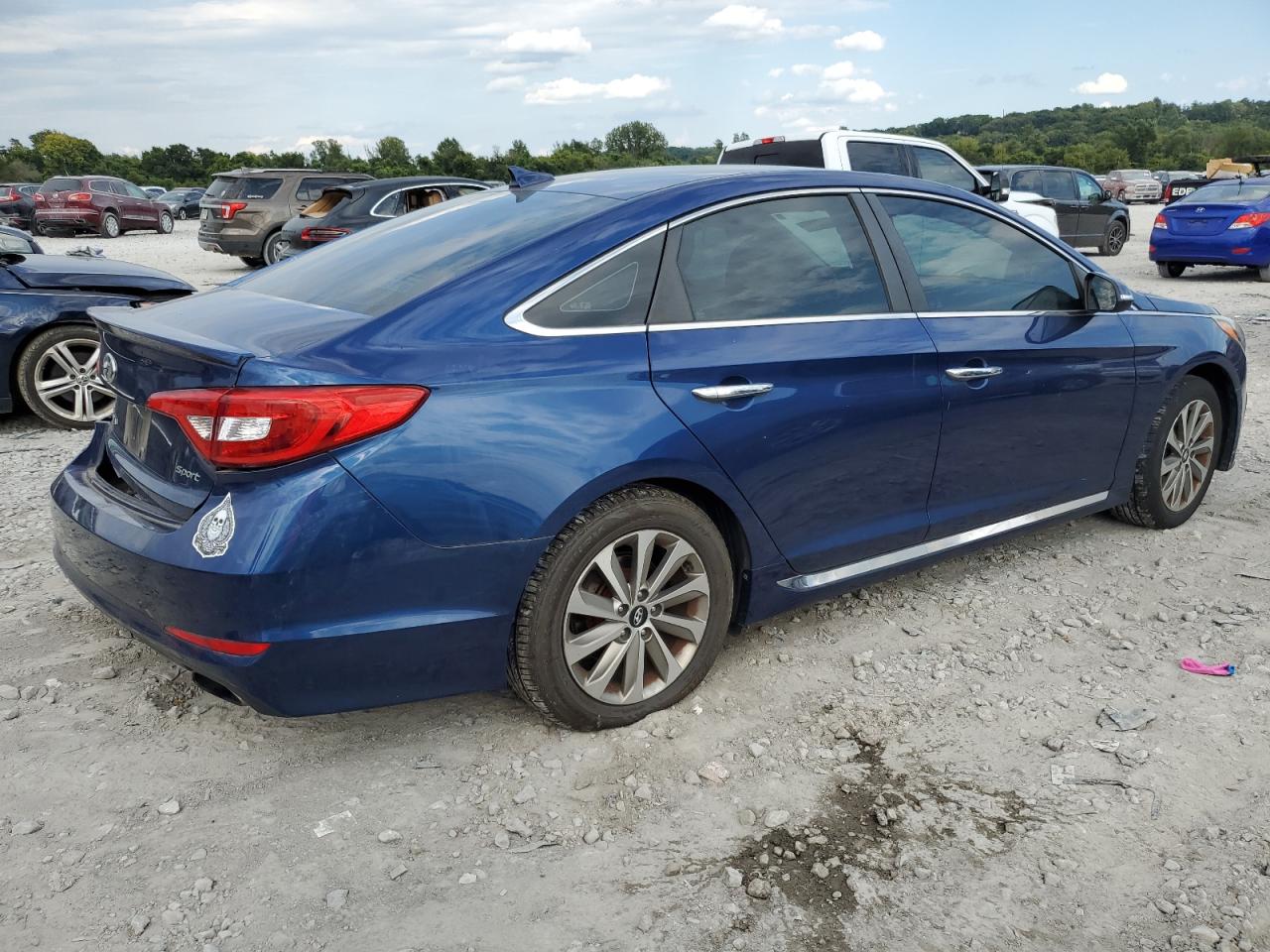 HYUNDAI SONATA SPORT