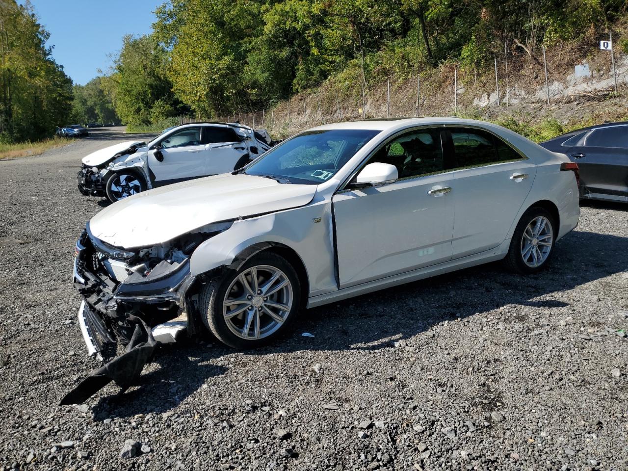 CADILLAC CT4 LUXURY +