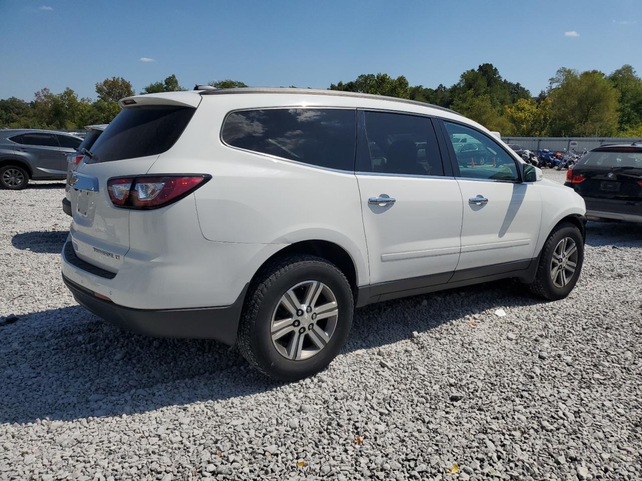 CHEVROLET TRAVERSE LT
