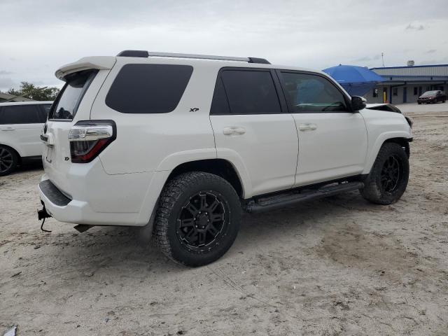 2019 TOYOTA 4RUNNER SR5 JTEZU5JR5K5198159