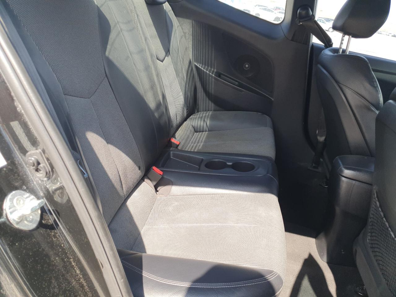 Lot #3231515194 2016 HYUN VELOSTER