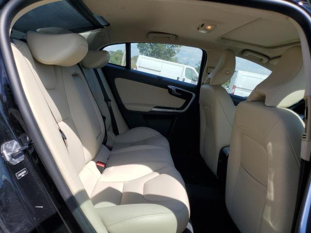 2017 VOLVO S60 PREMIE LYV402HK2HB129472