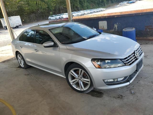 2015 VOLKSWAGEN PASSAT SEL 1VWCV7A31FC063337