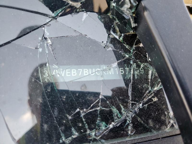 2019 VOLKSWAGEN JETTA SEL 3VWEB7BU0KM157159