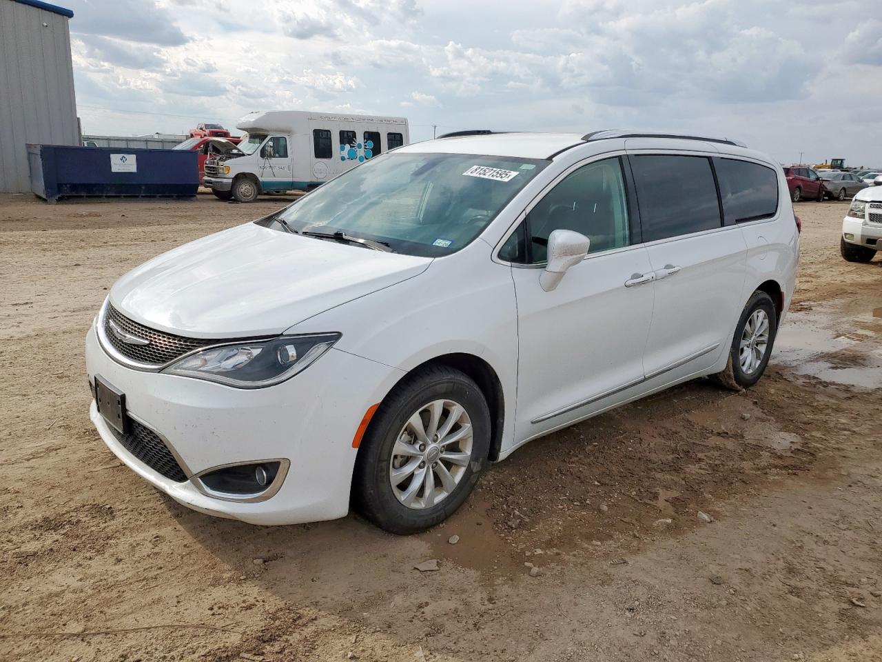 CHRYSLER PACIFICA TOURING L