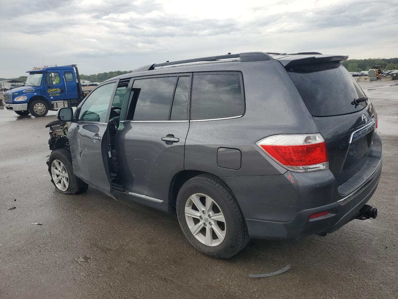 TOYOTA HIGHLANDER BASE