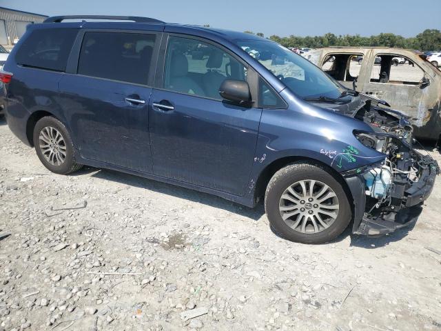 2018 TOYOTA SIENNA XLE 5TDYZ3DCXJS965509