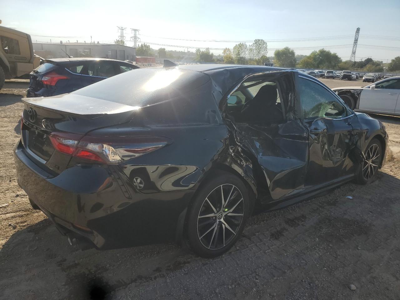 TOYOTA CAMRY SE NIGHT SHADE