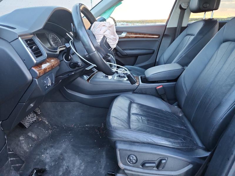 2018 AUDI Q5 PREMIUM WA1ANAFY7J2007004