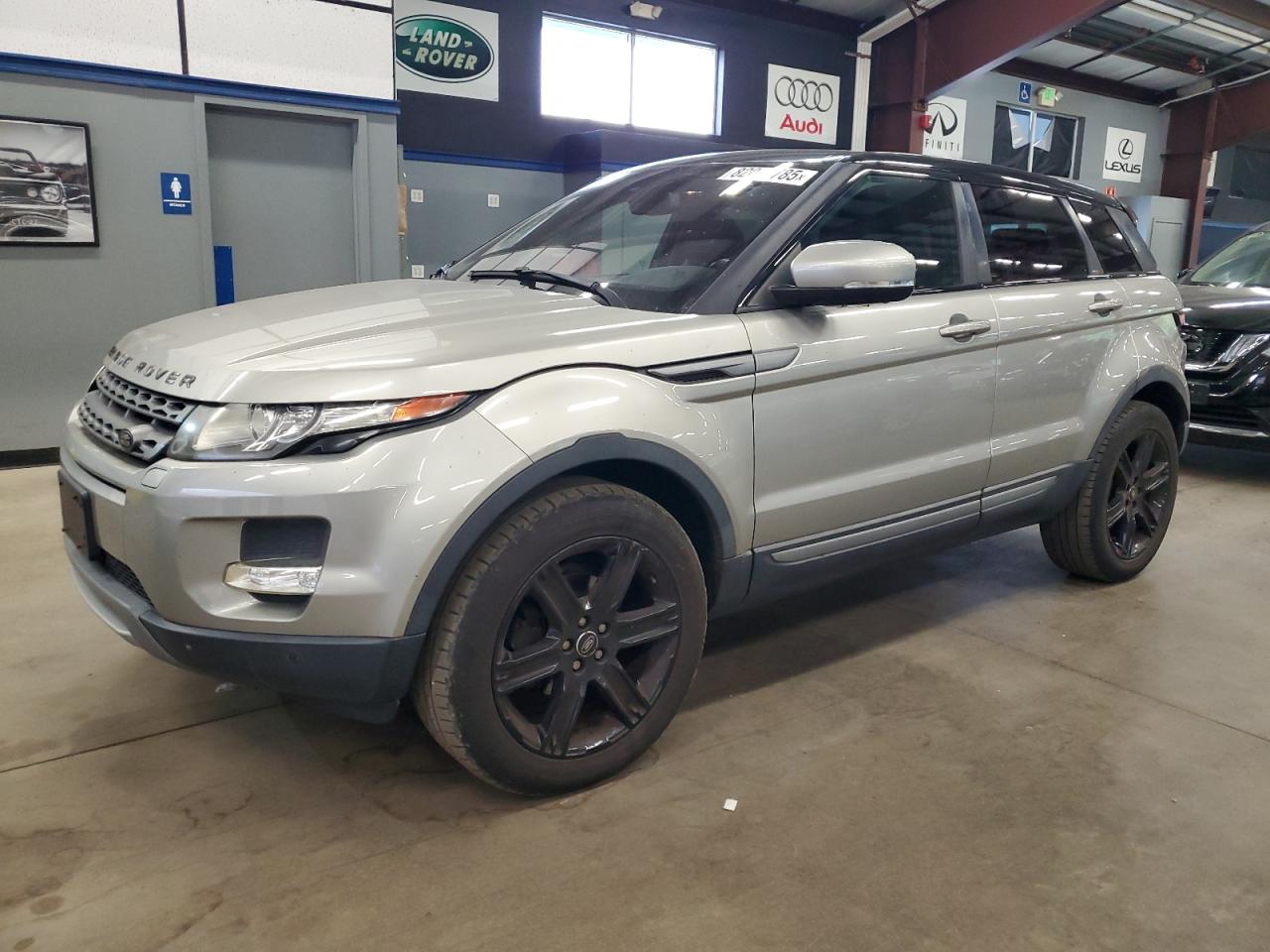  Salvage Land Rangerover