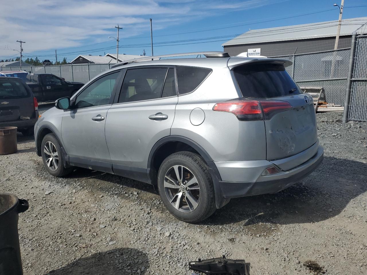 TOYOTA RAV4 LE