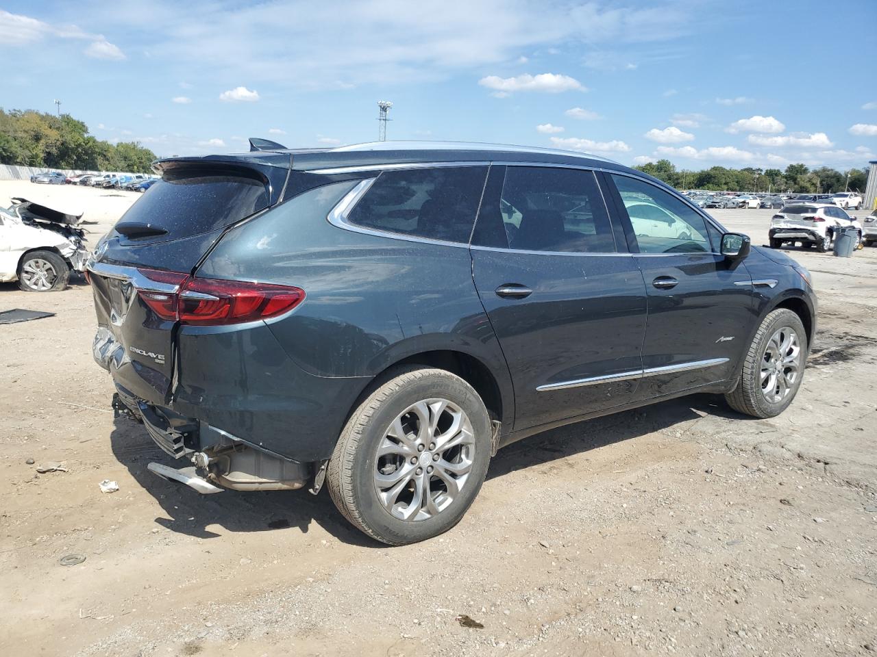BUICK ENCLAVE AVENIR