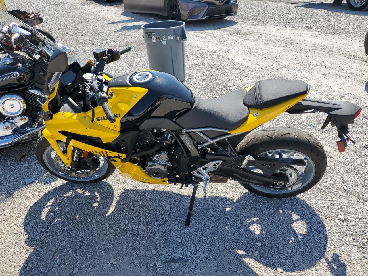 Lot #3287684005 2024 SUZUKI GSX800 F