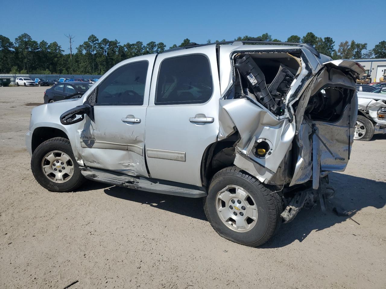 CHEVROLET TAHOE K1500 LS