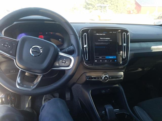 2023 VOLVO C40 RECHAR YV4ED3GL8P2064665
