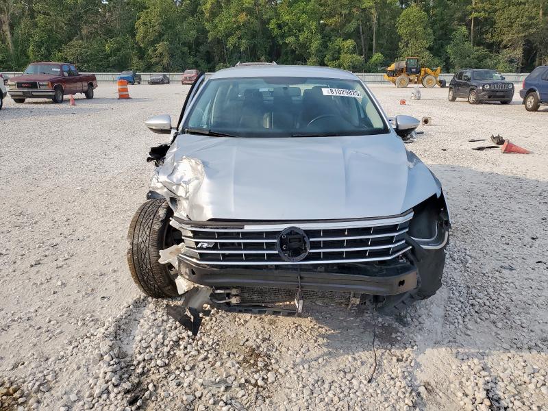 2017 VOLKSWAGEN PASSAT R-L - 1VWDT7A31HC071810