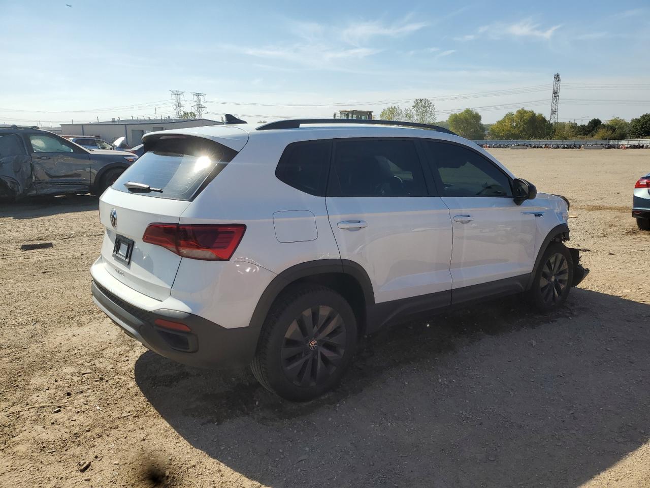 VOLKSWAGEN TAOS S