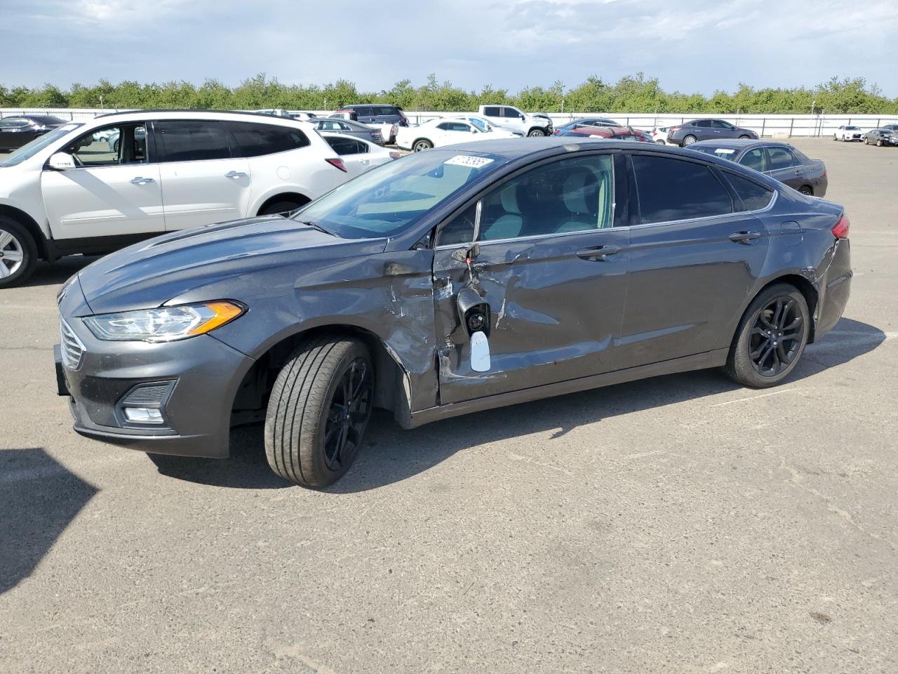 FORD FUSION SE