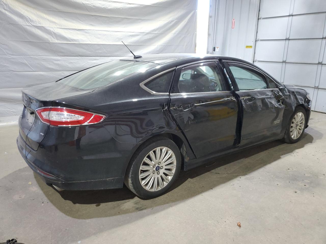 FORD FUSION SE PHEV