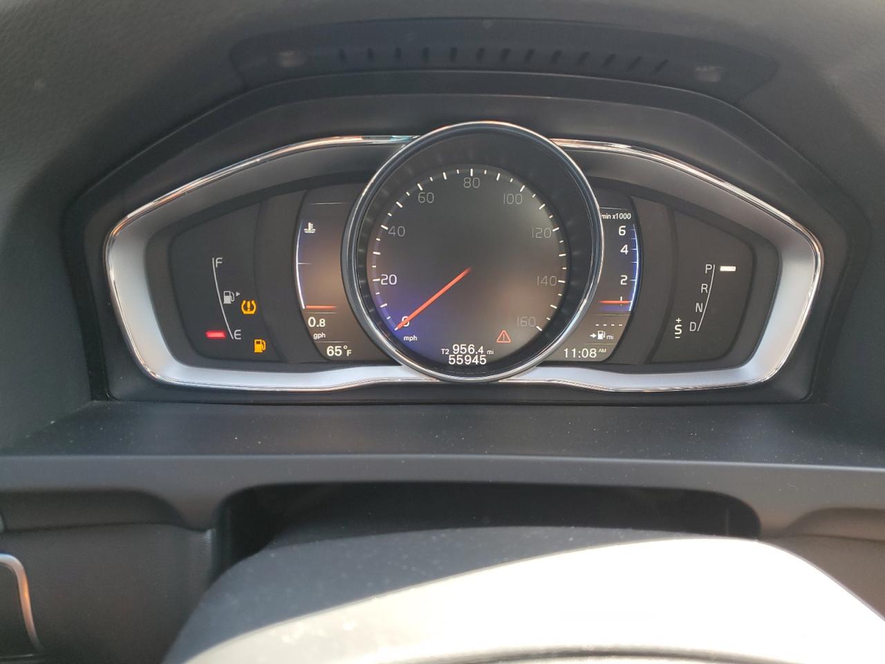 VOLVO V60 T6 R-DESIGN