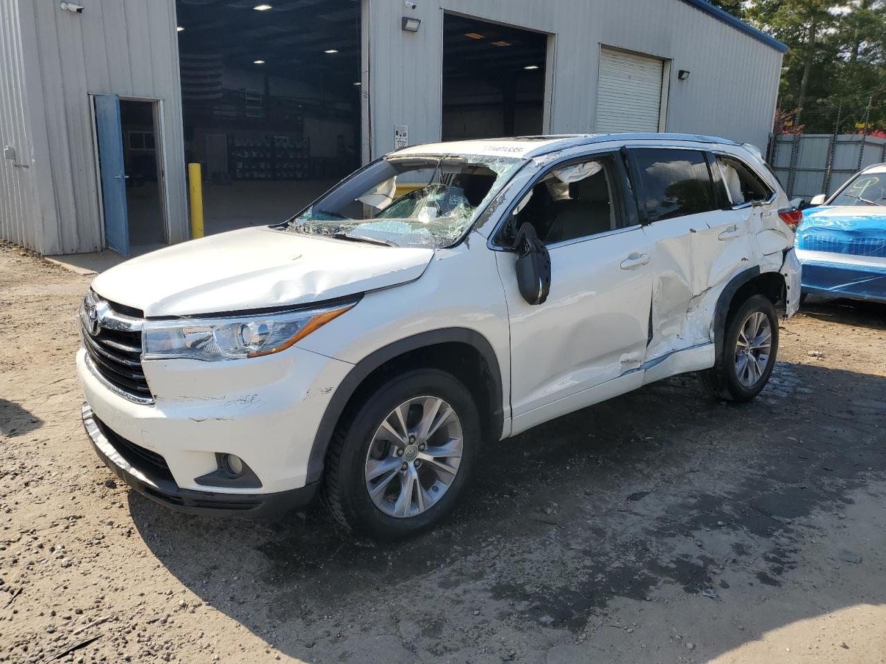 TOYOTA HIGHLANDER XLE