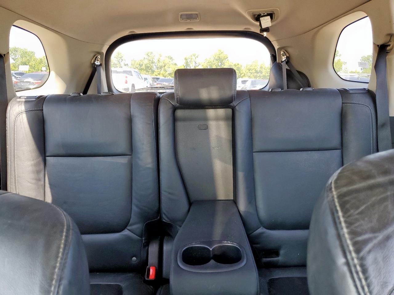 MITSUBISHI OUTLANDER SE