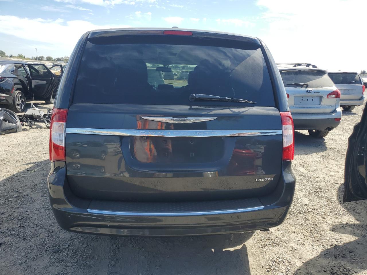 Lot #3242401002 2011 CHRYSLER TOWN & COU